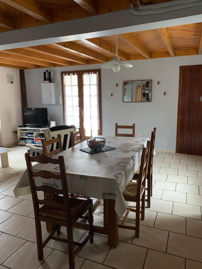 Villa Bergerie Renovee Au Coeur Des Pyrenees Campan Exterior foto